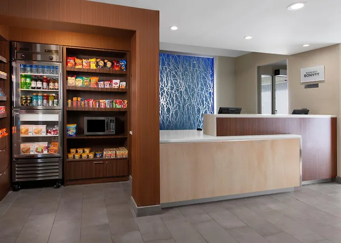 Fairfield By Marriott & Fossil Creek Hotel
