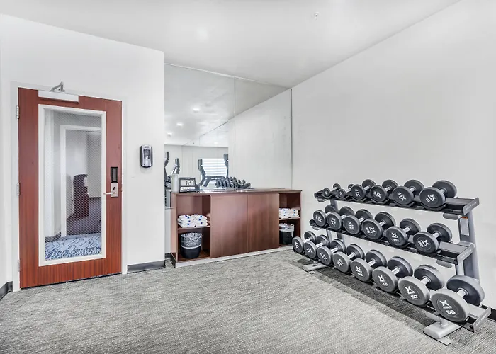 Fairfield By Marriott & Fossil Creek Hotel